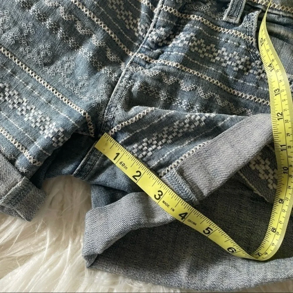 Anthro Pilcro stet embroidered denim jean short 28 - Picture 7 of 8